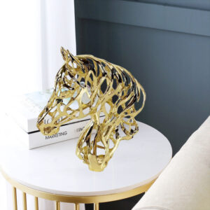 Creative hollow animal sculpture metal ornaments